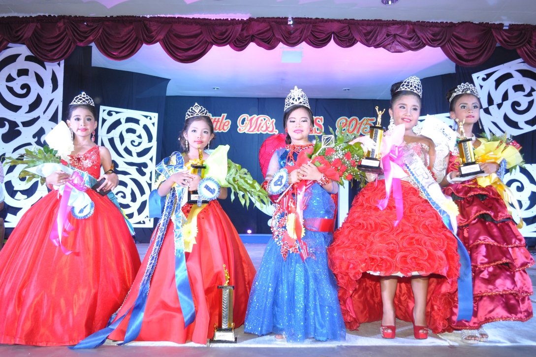 The winners of Little Miss VFES 2015 and her court: (L-R) Ashanti Louise Caindoc – 4th Runner Up, Loriene Grace B. Britos – 2nd Runner Up, Marian Grace C. Panonce– Little Miss VFES 2015,  Bryssa Maye Nicole L. Makabenta – 1st Runner Up, and Antoinette Josephine M. Siarez – 3rd Runner Up.